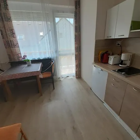 Viola House Konukevi Hévíz