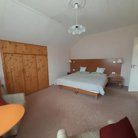 Konukevi Viola House Hévíz